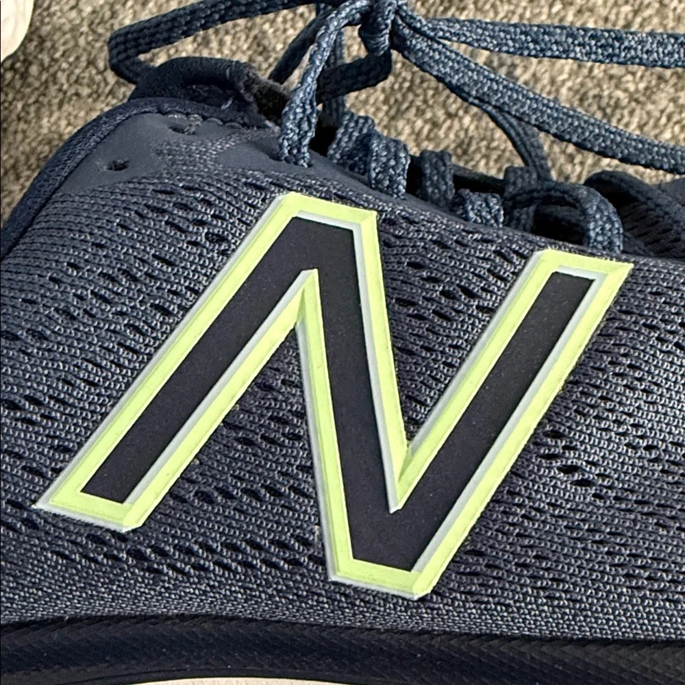 New Balance fresh foam 680 running sneakers - Picture 11 of 11